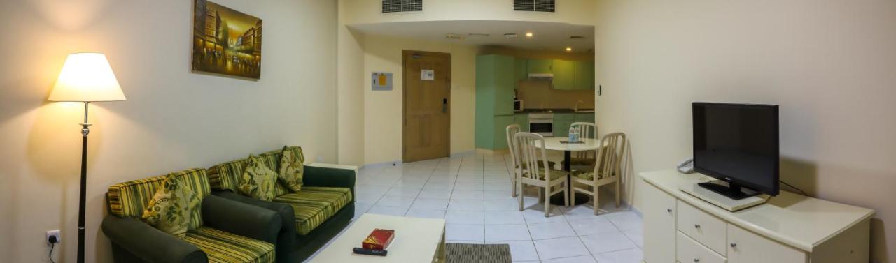 Wescott Pearl Hotel Apartments Dubaï Extérieur photo