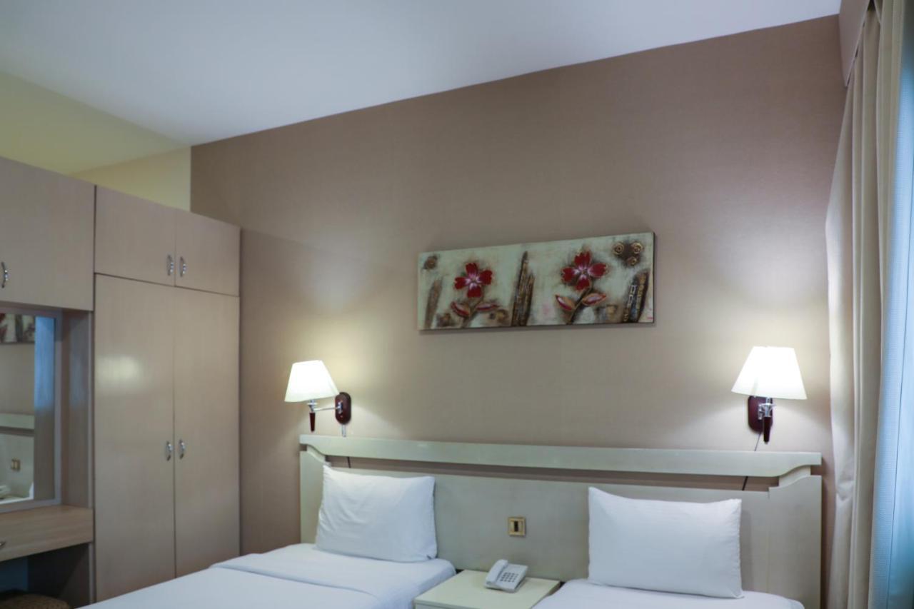 Wescott Pearl Hotel Apartments Dubaï Extérieur photo