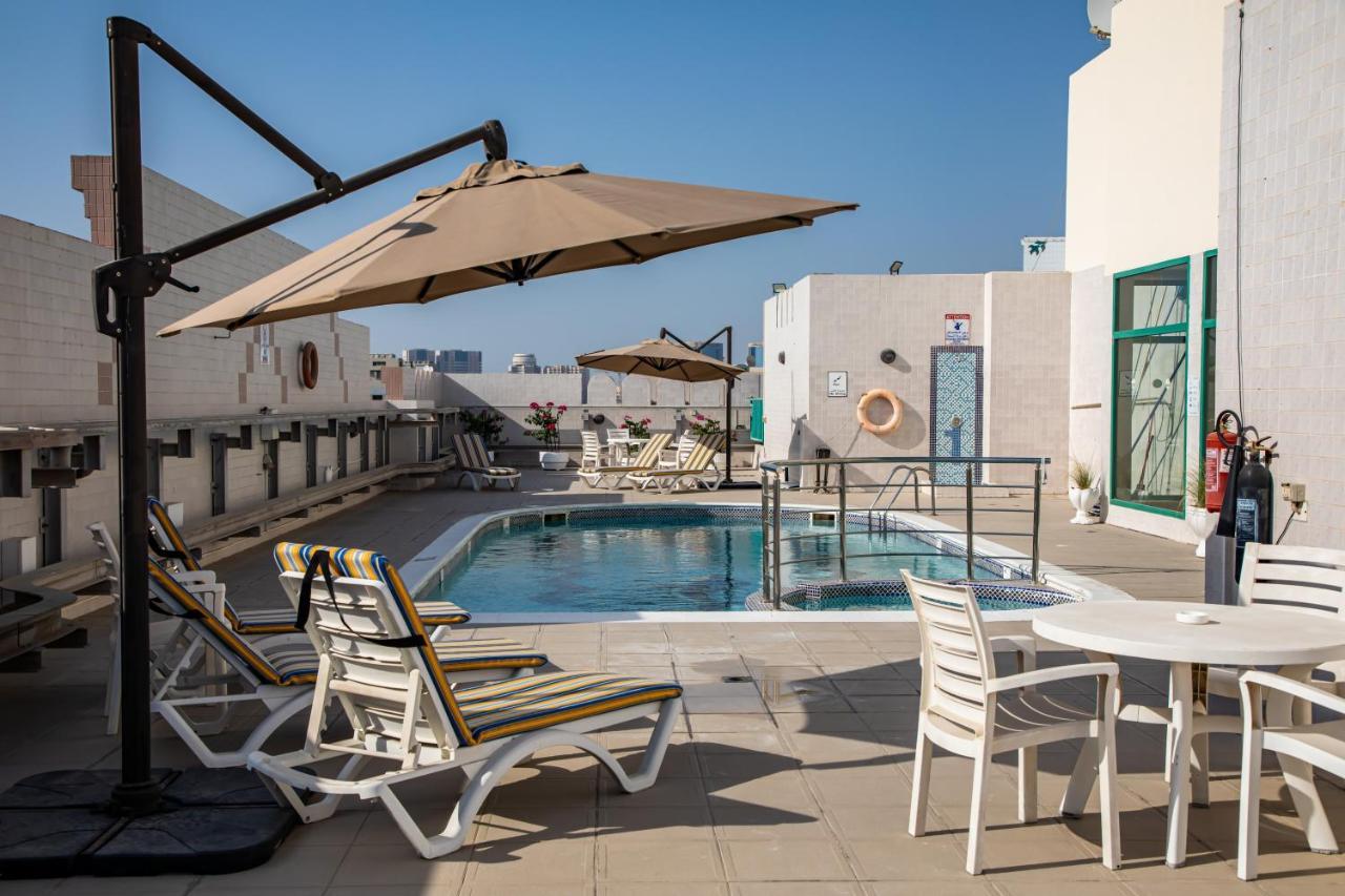 Wescott Pearl Hotel Apartments Dubaï Extérieur photo