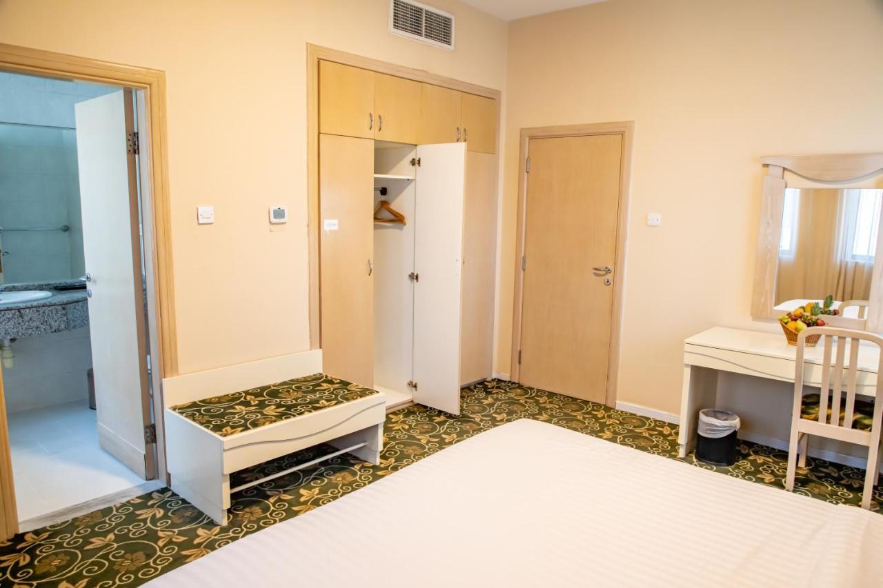 Wescott Pearl Hotel Apartments Dubaï Extérieur photo